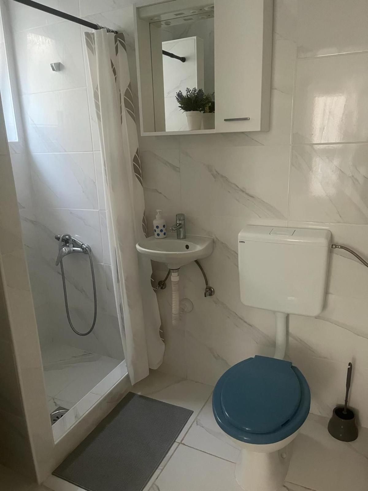 Marina Apartmani Tisno Murter Екстер'єр фото